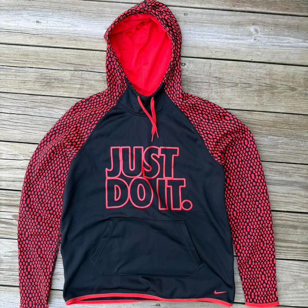 Nike Men's Black and Red Hoodie